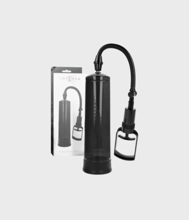 Bomba de vacío Intense Black Penis Pump 01 junto a su caja